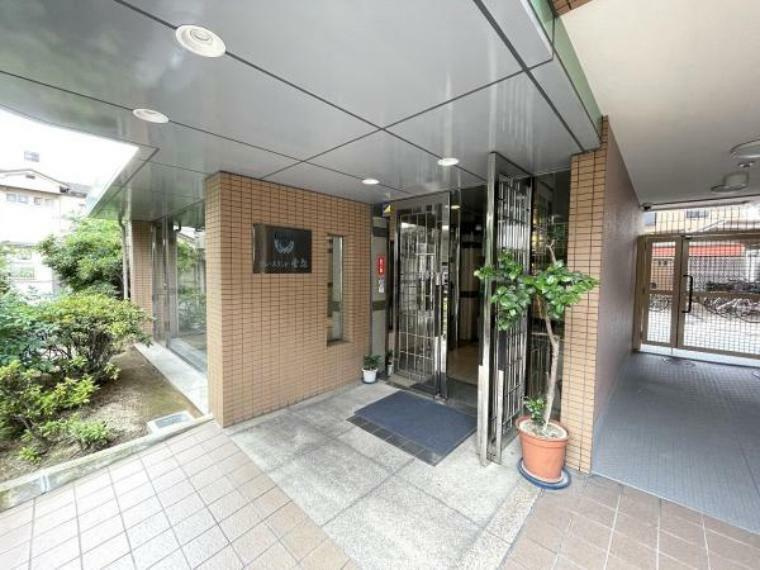 グレースランド萱島のエントランス|エントランス
■物件内覧・資金計画相談・住宅ローン相談、リフォーム相談、お問合せ受付中■
※当日・翌日のご内覧、ご相談はお電話でのお問合せがスムーズです！