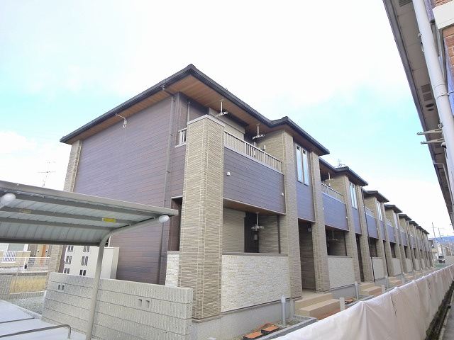 Ｃｒｅｓｔ　倭の外観|建物外観を気になさる方へ、見た目の良い物件です