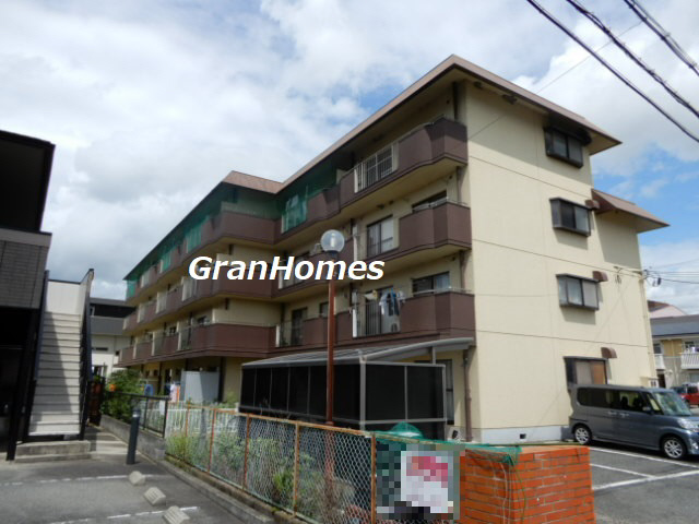 マンション堂本の外観