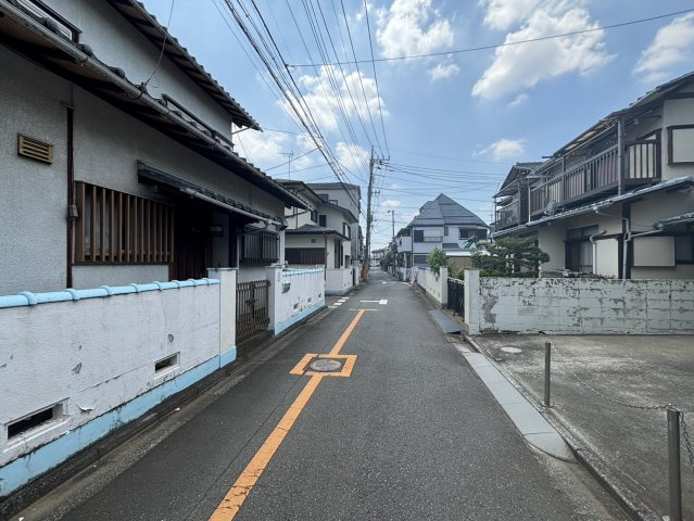 富士見市上沢　建築条件なし売地　東武東上線『鶴瀬駅』徒歩12分　【鶴瀬小学区】の前面道路含む現地写真