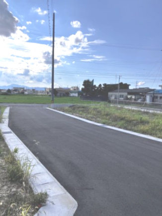 ６３６５７　羽島市竹鼻町飯柄分譲地の外観