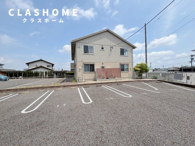 プラザセレステ　B　　刈谷市近郊の賃貸はクラスホーム刈谷店の駐車場
