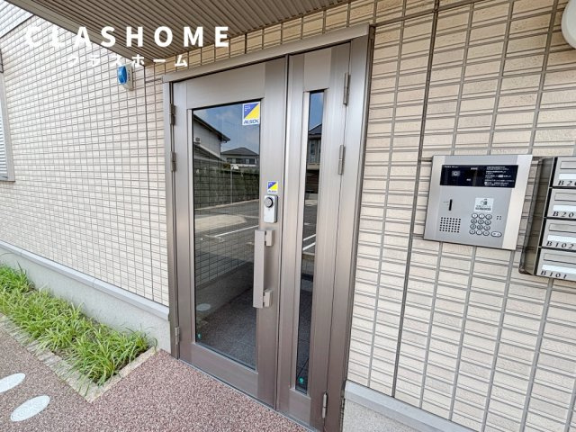 プラザセレステ　B　　刈谷市近郊の賃貸はクラスホーム刈谷店のエントランス