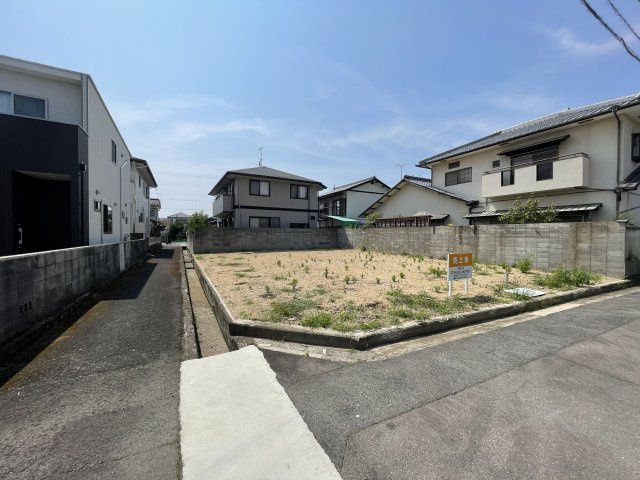 成合町　土地の外観