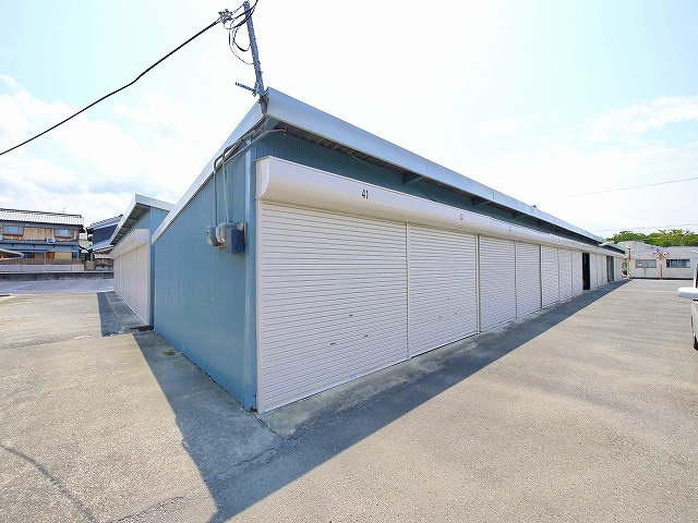奥田倉庫（586-4）の外観|おしゃれな外観です