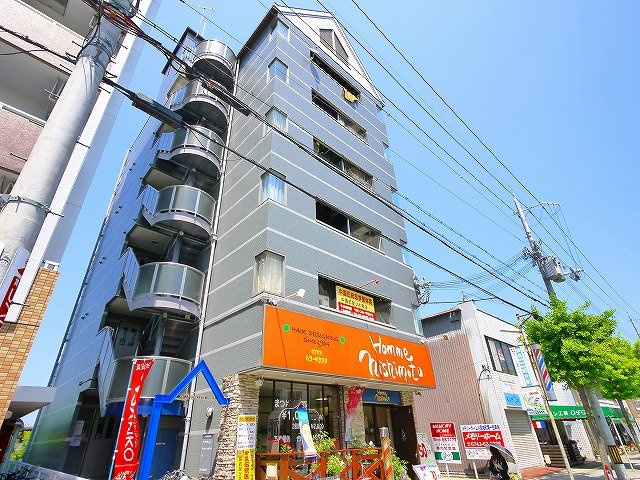 ニシモトビルの外観|きれいな外観です