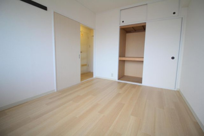 【洋室】 | メゾン二本松