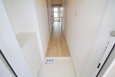 【玄関】 | メゾン二本松