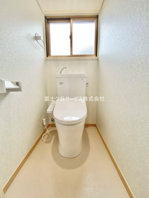 【トイレ】 | 富士市大淵 中古戸建て | シンプルで使いやすいトイレです