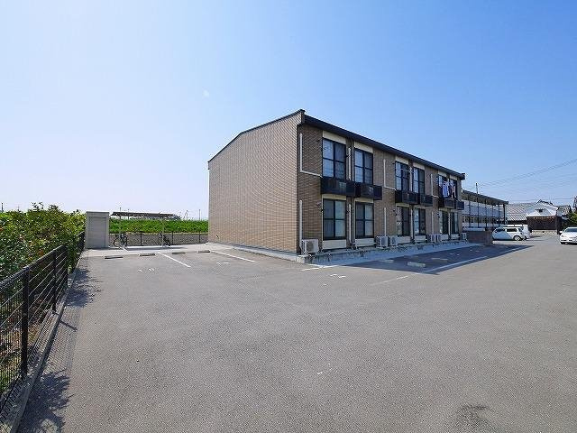 レオパレス城ノ内Ⅱの駐車場|駐車スペースもあります