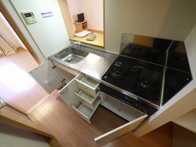 レオパレス城ノ内Ⅱのキッチン|使いやすいキッチンです