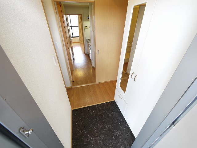 レオパレス城ノ内Ⅱの玄関|玄関です