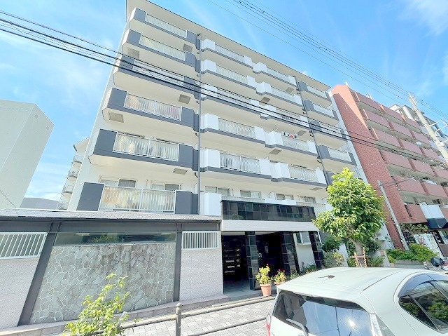 第3星栄ハイツの外観