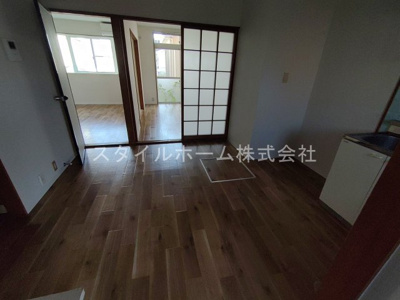 【居間・リビング】 | エルディム新栄B