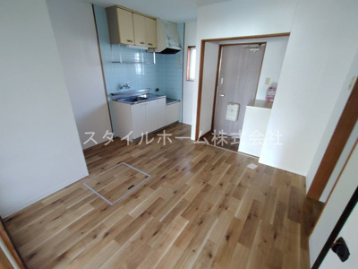 【居間・リビング】 | エルディム新栄B