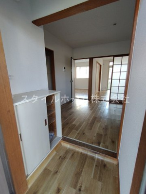 【玄関】 | エルディム新栄B