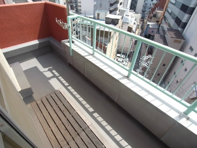 サンシャイン三宮のバルコニー