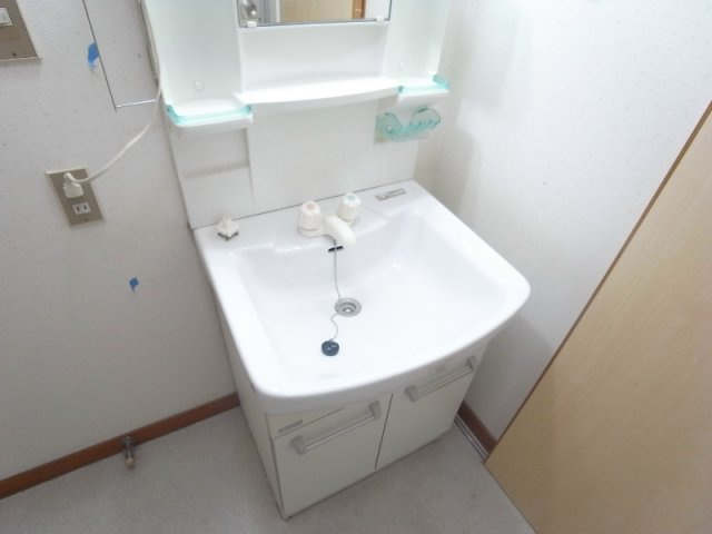 サンシャイン三宮の洗面所