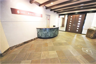 【エントランス】 | SWISS難波西