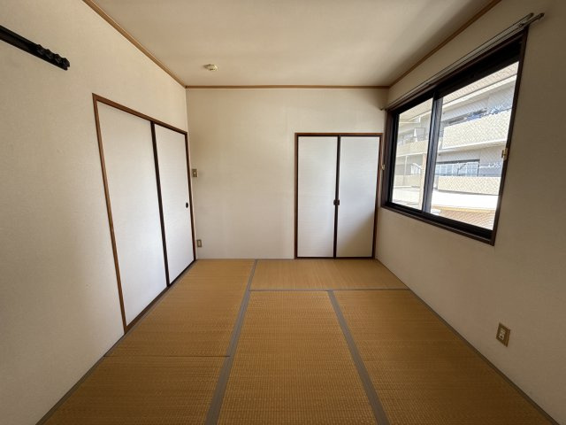 ハイツ梅ヶ枝の寝室