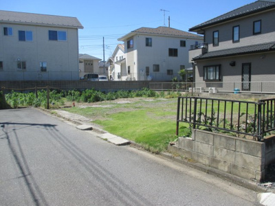 【前面道路含む現地写真】 | 熊谷市拾六間 1380万 土地