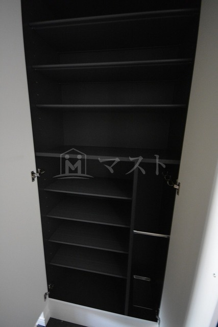 ララプレイス大阪福島プレッソの収納|※同マンション別号室参考写真
