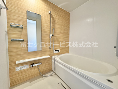 【浴室】 | 藤枝市藤岡4丁目 中古戸建て | ゆったり過ごせるお風呂です