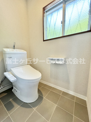 【トイレ】 | 藤枝市藤岡4丁目 中古戸建て | きれいなトイレです