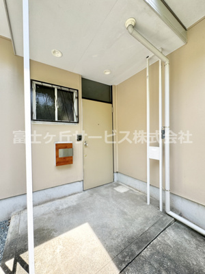 【エントランス】 | 藤枝市藤岡4丁目 中古戸建て | エントランスです