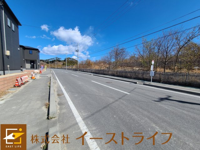 【新築戸建】【特典付き】薄磯1丁目第1※子育て支援対象※の前面道路含む現地写真|東側12.0ｍの前面道路