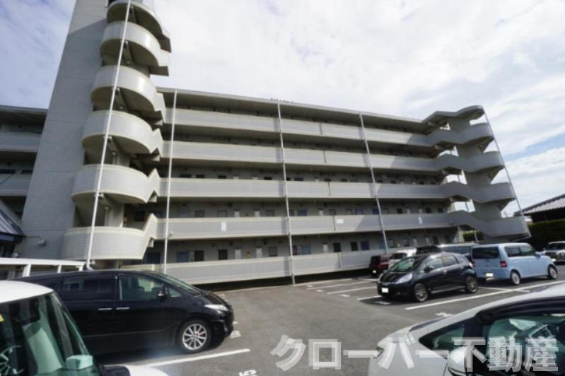 アイネスト宇多津の外観