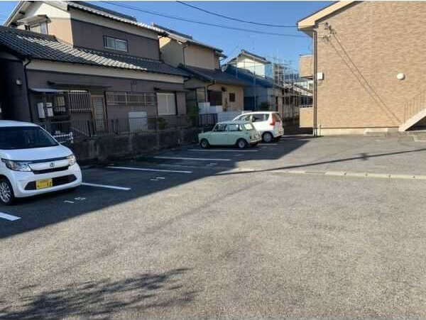 エスベランサ花山　　刈谷市近郊の賃貸はクラスホーム刈谷店の駐車場