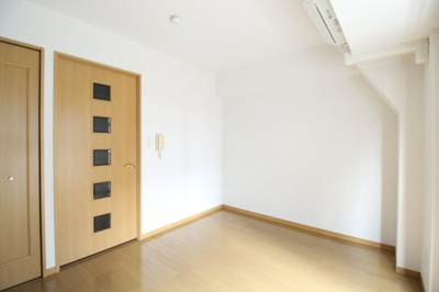 【居間・リビング】 | サンテミリオン三田