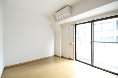 【居間・リビング】 | サンテミリオン三田