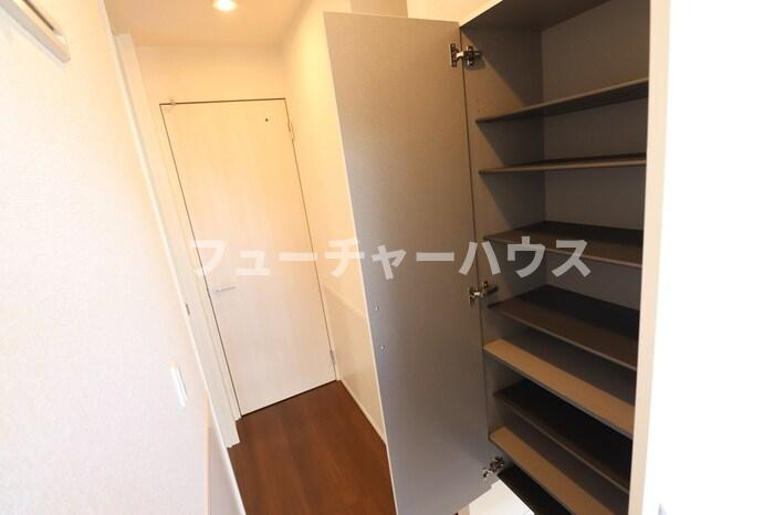 ベレタニア　Ｃの玄関