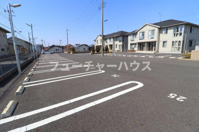 ベレタニア　Ｃの駐車場