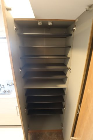 大阪市都島区高倉町３丁目の賃貸マンションの玄関