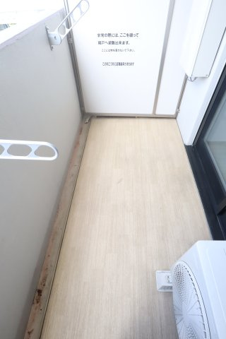 大阪市都島区高倉町３丁目の賃貸マンションのバルコニー