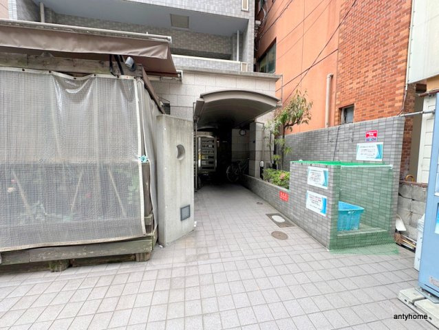 キリンコンプリート　仲介手数料無料のエントランス