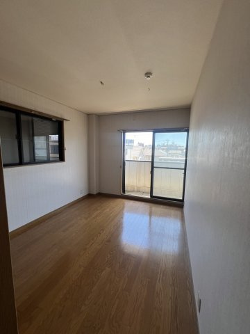 和歌山市湊北町２丁目・中古戸建・54596の洋室