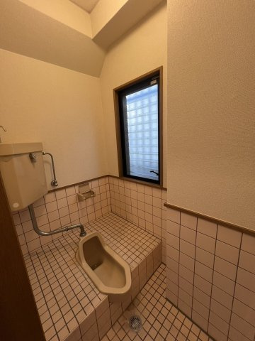 和歌山市湊北町２丁目・中古戸建・54596のトイレ
