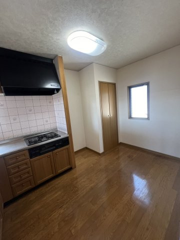 和歌山市湊北町２丁目・中古戸建・54596のキッチン