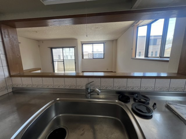 和歌山市湊北町２丁目・中古戸建・54596のキッチン