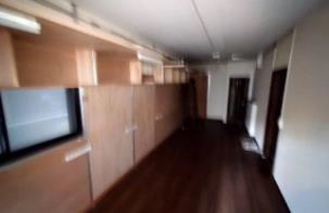 代官山駅前商業ビルの内装