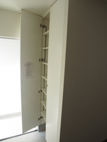 レガロスクエアーの玄関|毎日通る玄関はこちらです