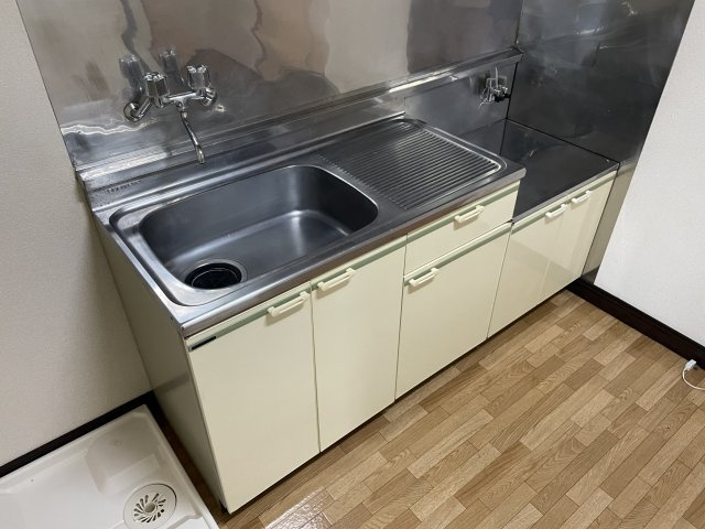 栄ハイツのキッチン