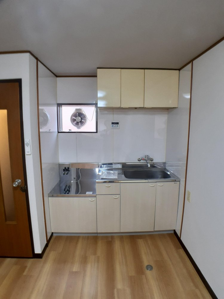 天本アパートのキッチン