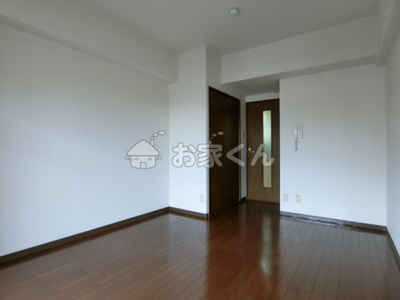 【寝室】 | メゾン・ド・ヴィレ須磨 | 室内