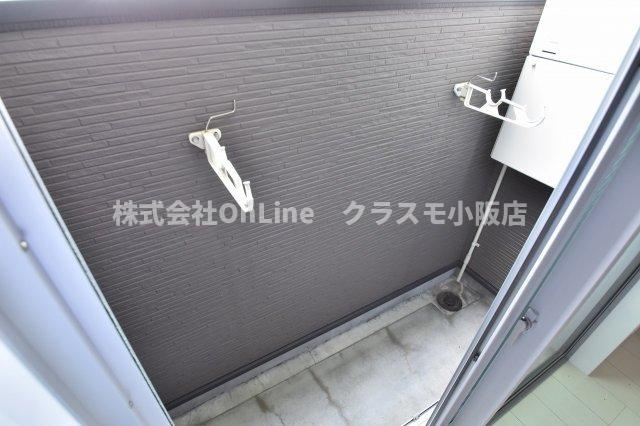 クレセントコートのバルコニー