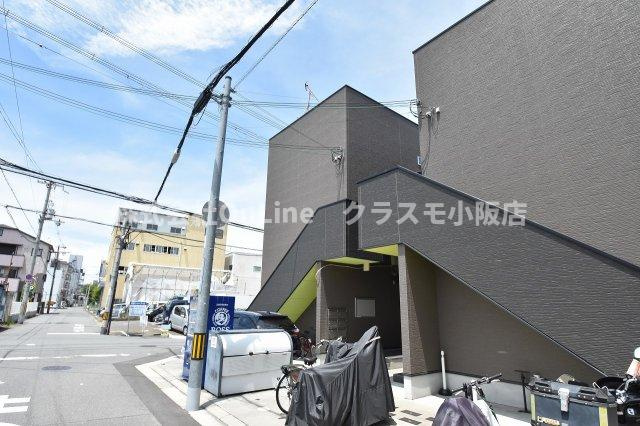 クレセントコートの外観